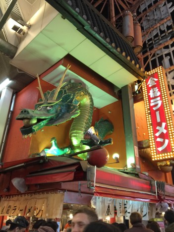 Walking around Osaka last November I found many restaurants and cafes perfect for writing.